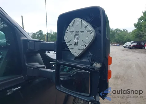 2015 Ford F-350 from USA, damaged, VIN 1FT8W3B69FEB48499